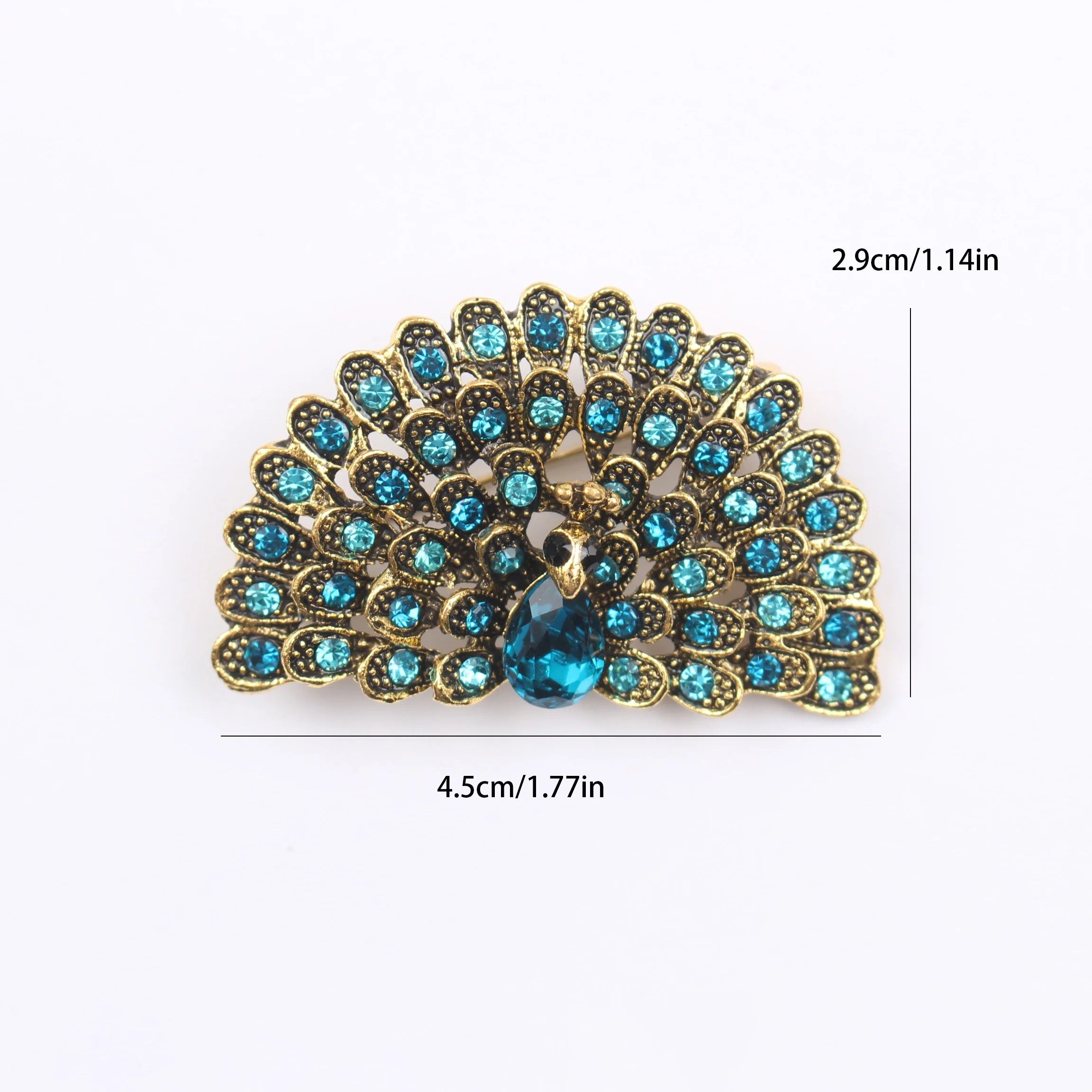 Luxury and fashionable peacock pin