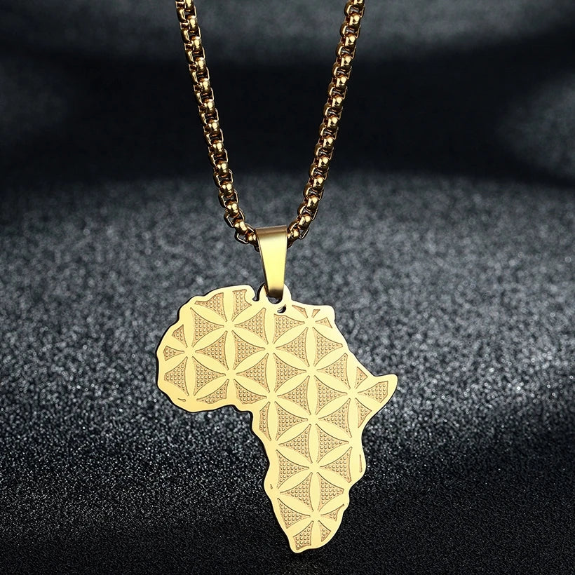 Engraved Star Pendant Necklace