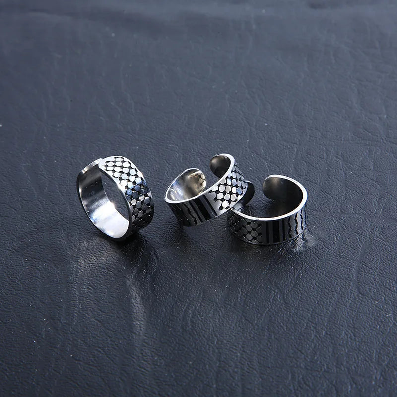 Geometric Kufiya Rings