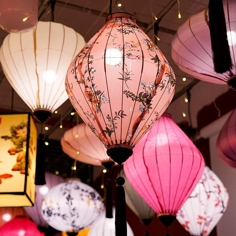 Chinese Floral Pattern Silk Lantern