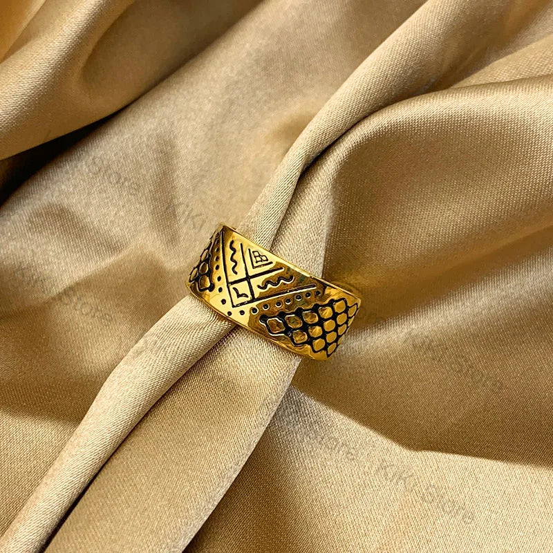 Kufiya Zircon Rings