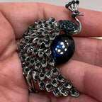 Luxury and fashionable peacock pin