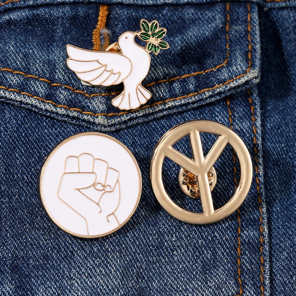 World Peace Theme Enamel Peace Design Pins Bulk